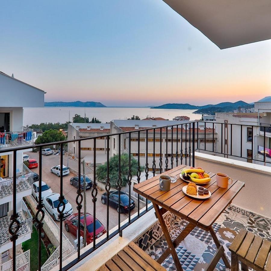 Sanisu Pansiyon Kaş Exterior foto