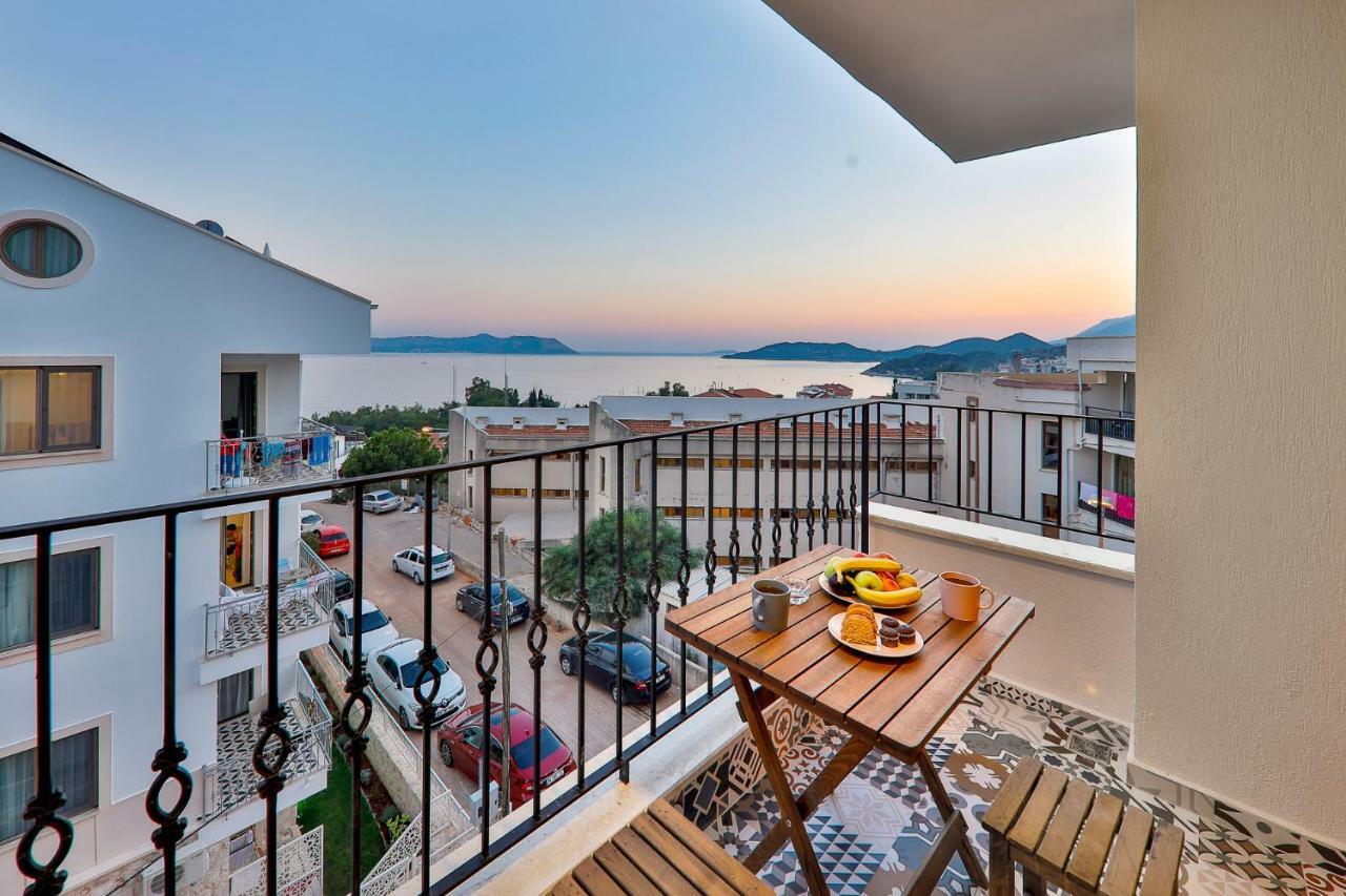 Sanisu Pansiyon Kaş Exterior foto